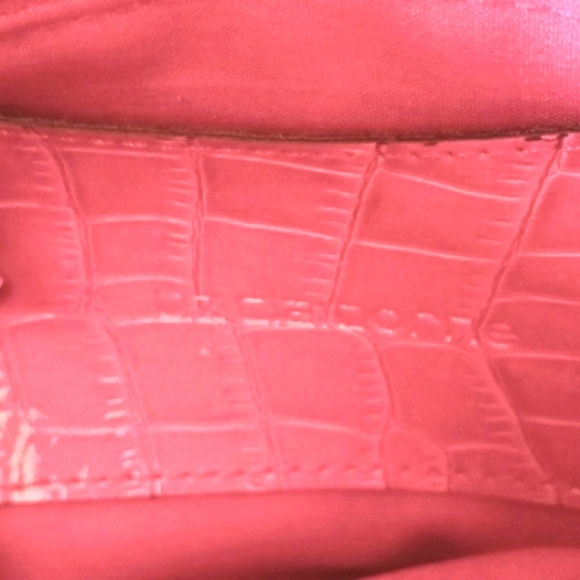 LIZ Claiborne Signature Shoulder Tote With Detachable Wrislet - Picture 10 of 14